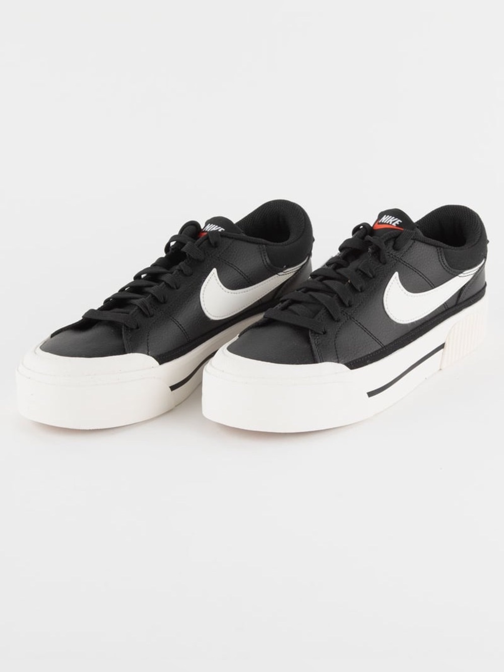 Nike Court Legacy Lift Women’s 7.5 Black White Platform Sneakers DM7590-001